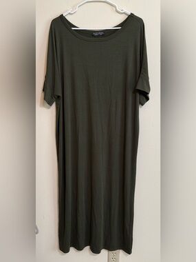 Shop Basic Olive Green Midi T-Shirt Dress M